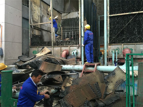 數臺冷卻水塔串聯時要留意的問題(冷卻水塔串聯管道